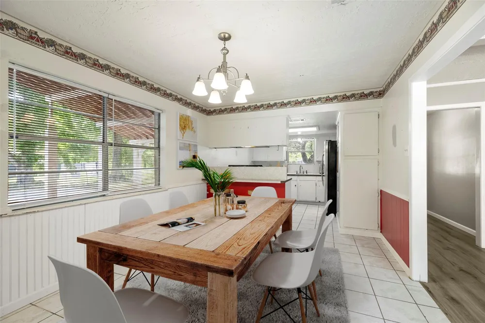 140 Friar Tuck Road Shepherd, TX 77371