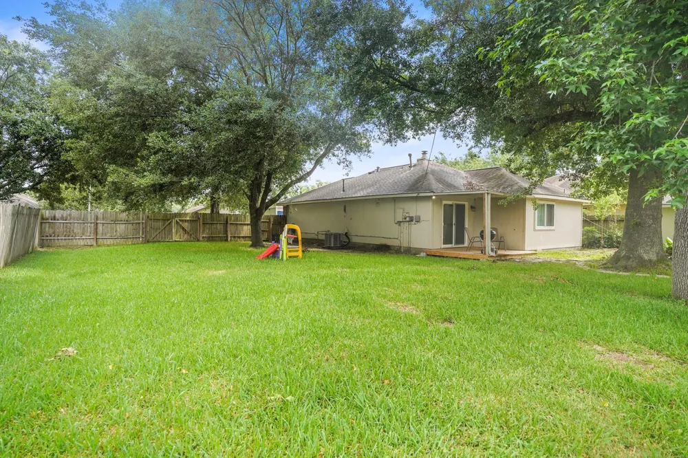 24826 Broad Pine Drive Huffman, TX 77336