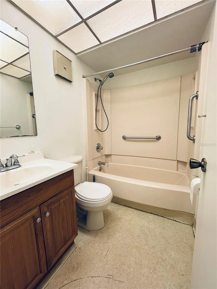 2452 ENTERPRISE ROAD #23 Clearwater, FL 33763