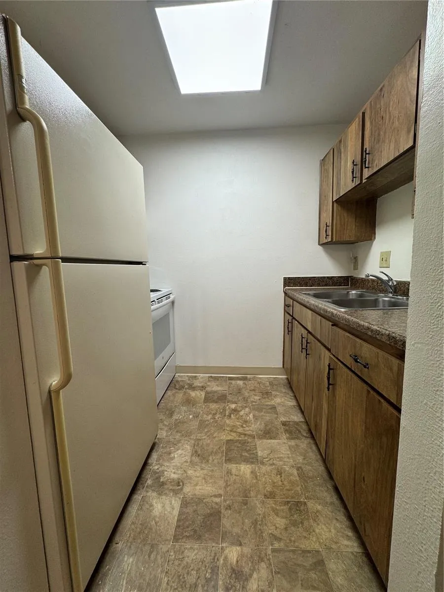 2452 ENTERPRISE ROAD #23 Clearwater, FL 33763