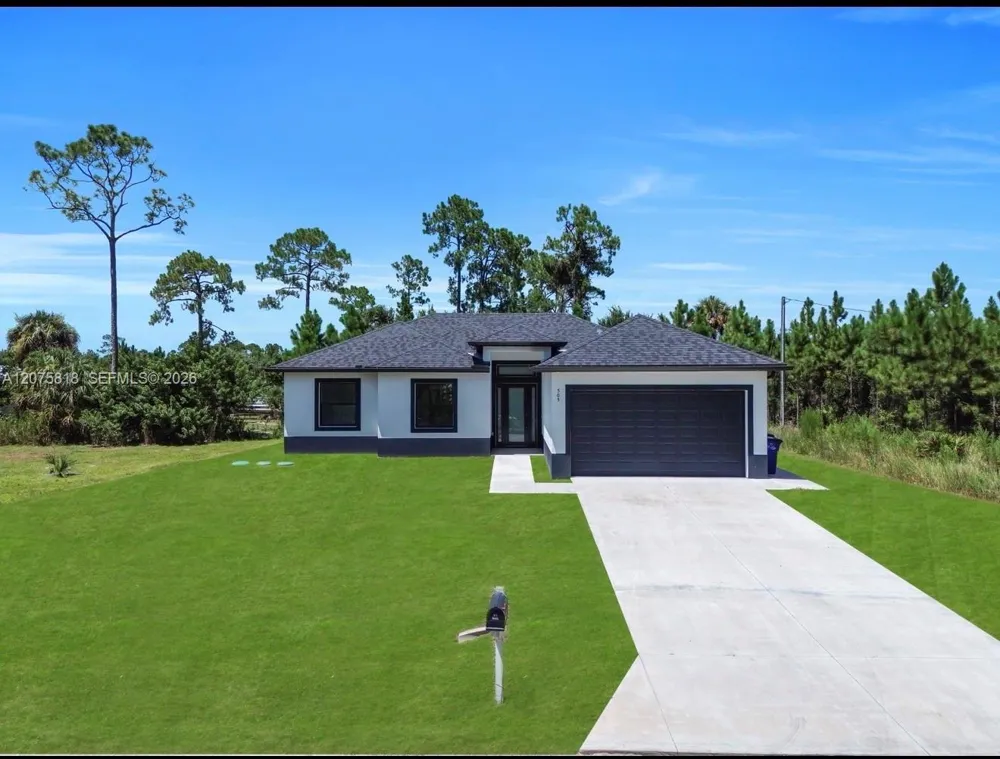 505 9th ST Lehigh Acres, FL 33972