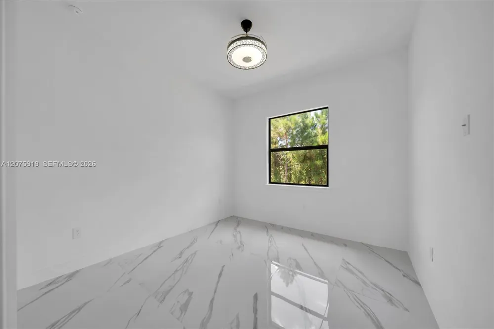 505 9th ST Lehigh Acres, FL 33972