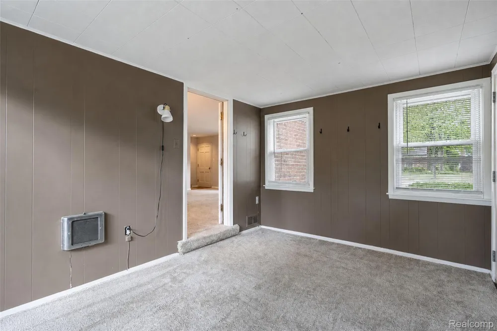 1846 PEMBROKE ROAD Birmingham City, MI 48009