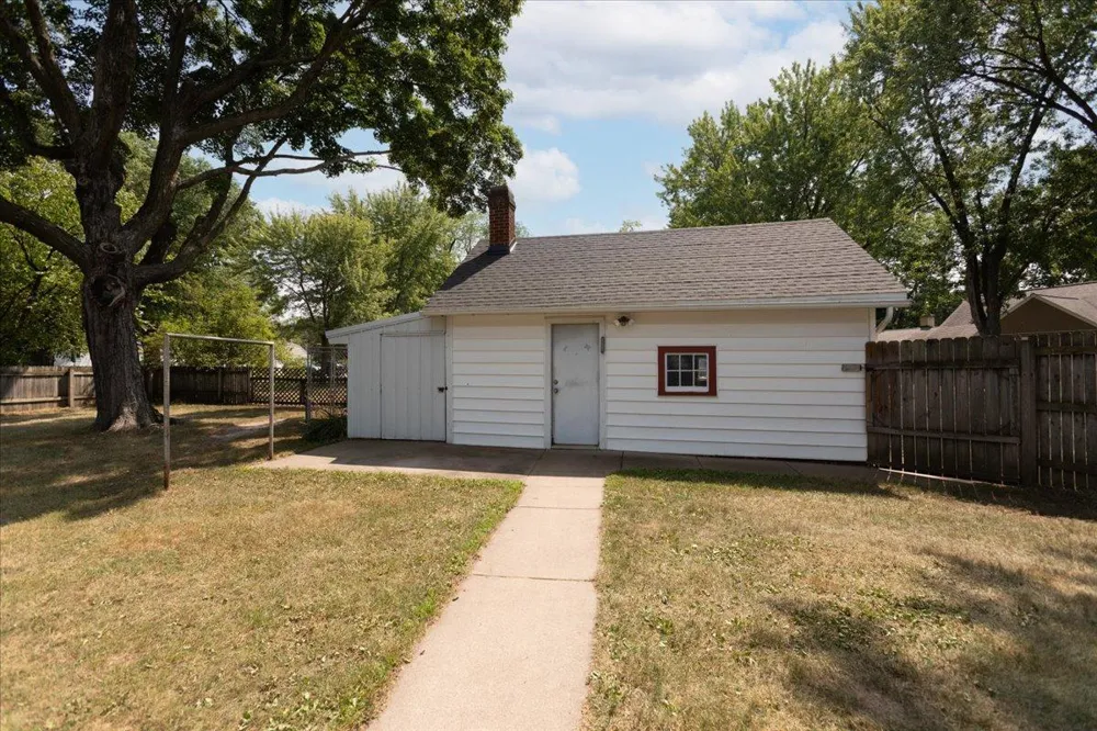 855 Stout Street NE Menomonie, WI 54751