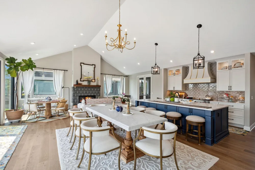 4855 Linden Cove Lane Savage, MN 55378