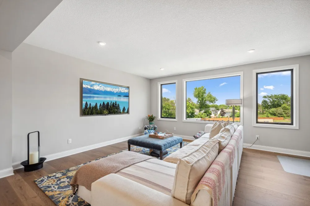 4855 Linden Cove Lane Savage, MN 55378