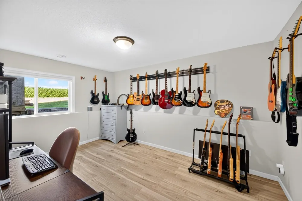336 Interior Drive Pine Island, MN 55963