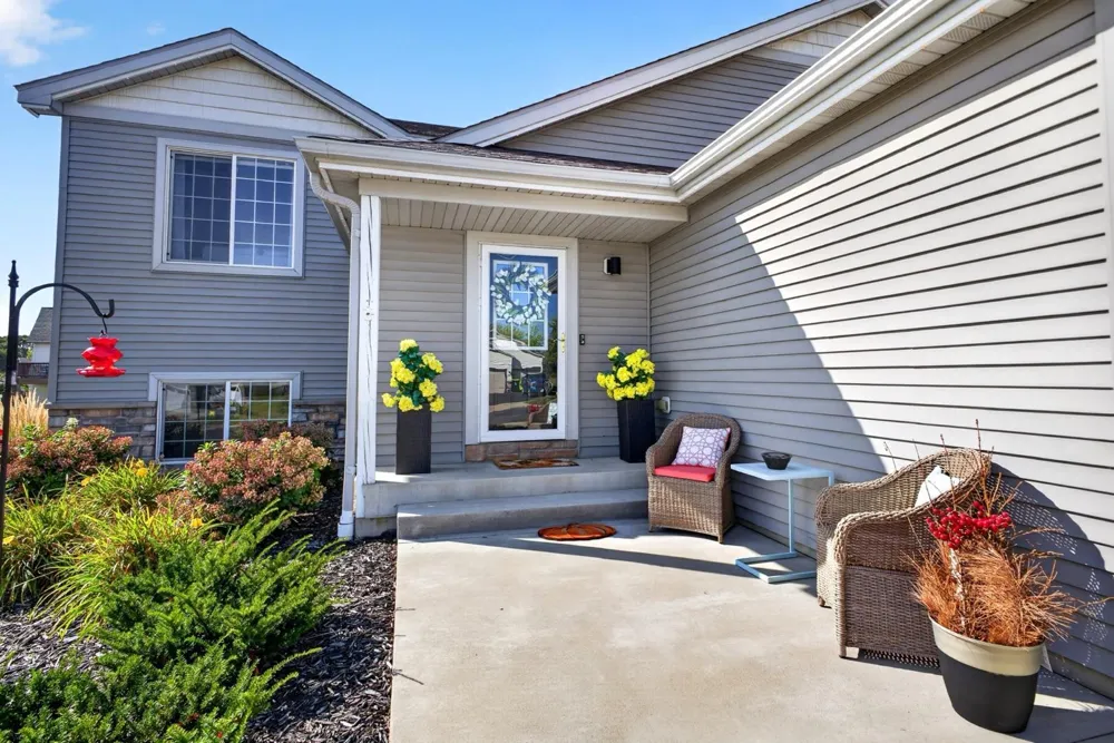 336 Interior Drive Pine Island, MN 55963
