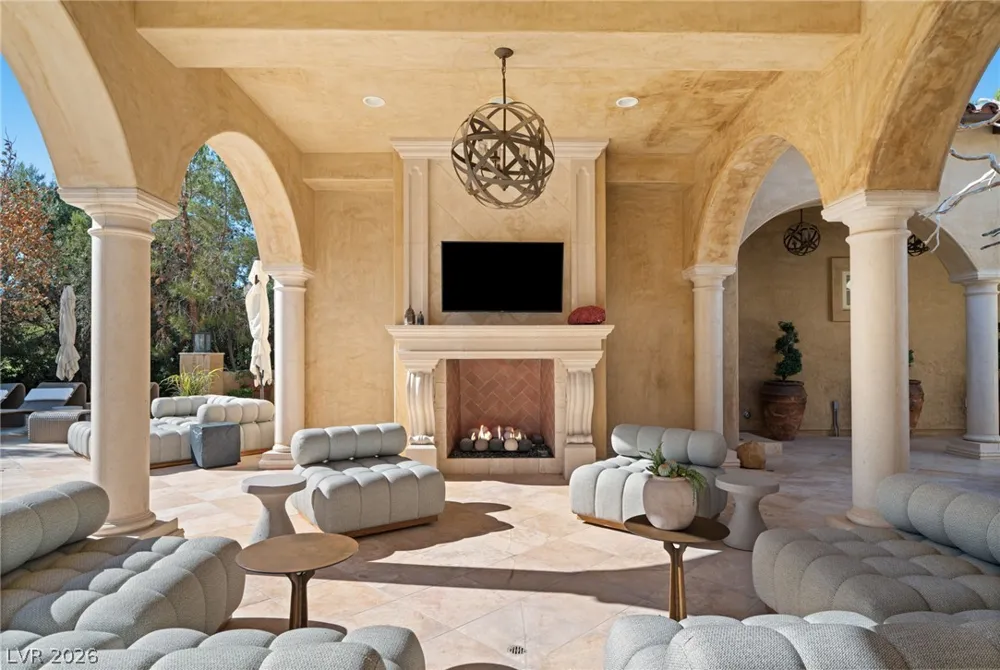 30 Augusta Canyon Way Las Vegas, NV 89141