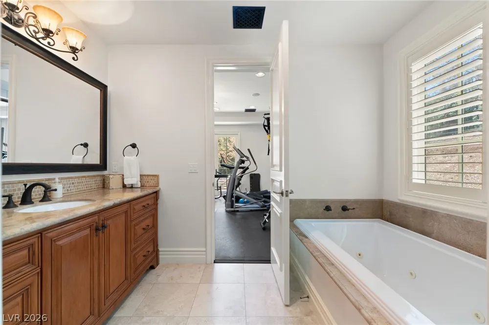 30 Augusta Canyon Way Las Vegas, NV 89141