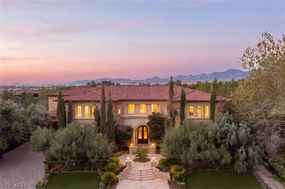 30 Augusta Canyon Way Las Vegas, NV 89141