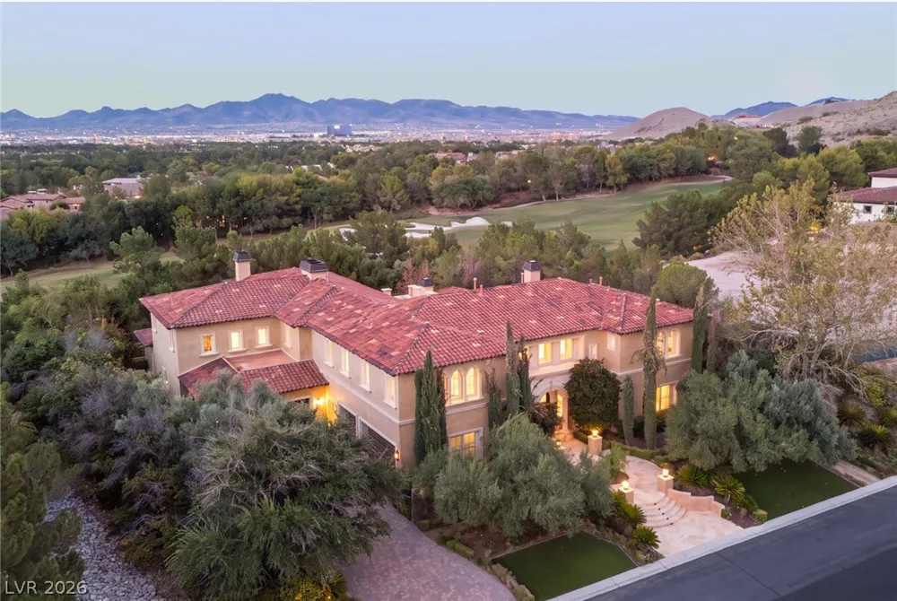 30 Augusta Canyon Way Las Vegas, NV 89141
