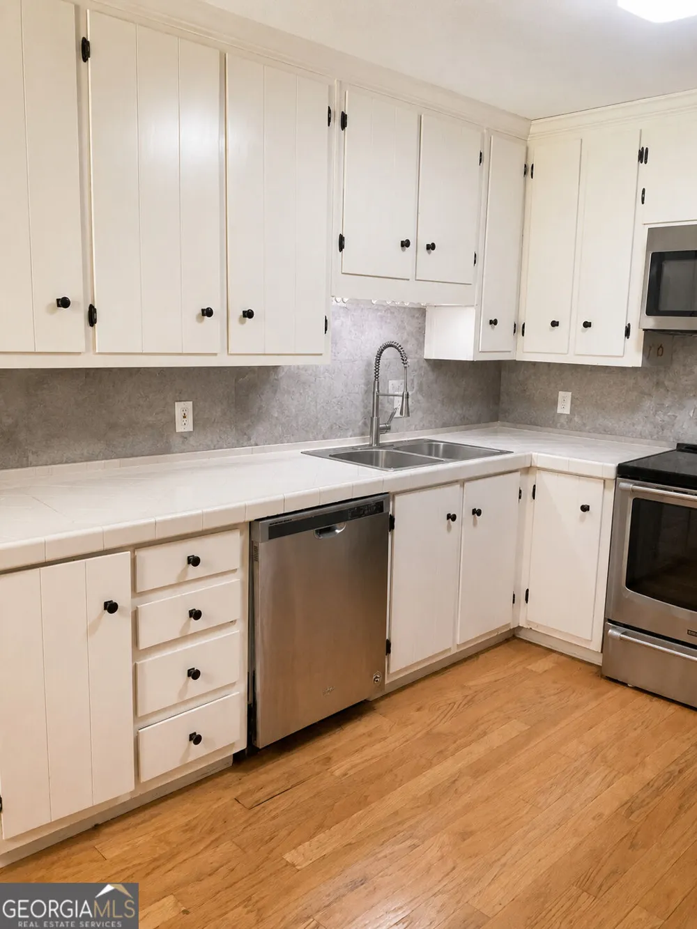 2384 Forest Green DR Marietta, GA 30062