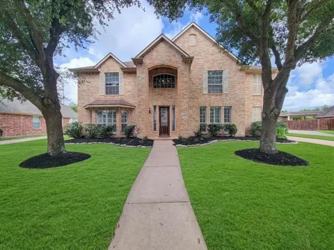 17715 Laguna Trail Drive