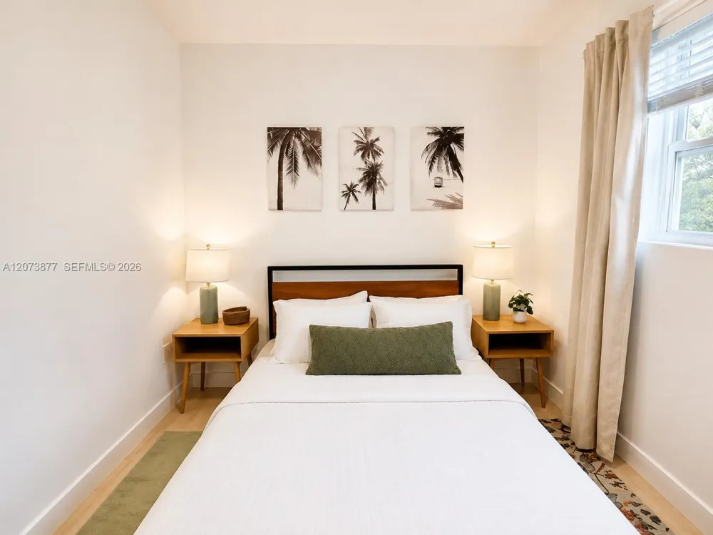 1800 NE 154th St North Miami Beach, FL 33162