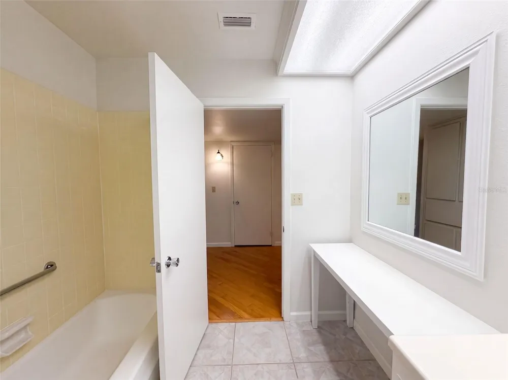 1818 DANBURY DRIVE Sun City Center, FL 33573