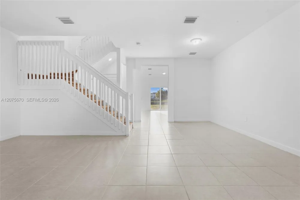 12428 NW 23rd Ct Miami, FL 33167