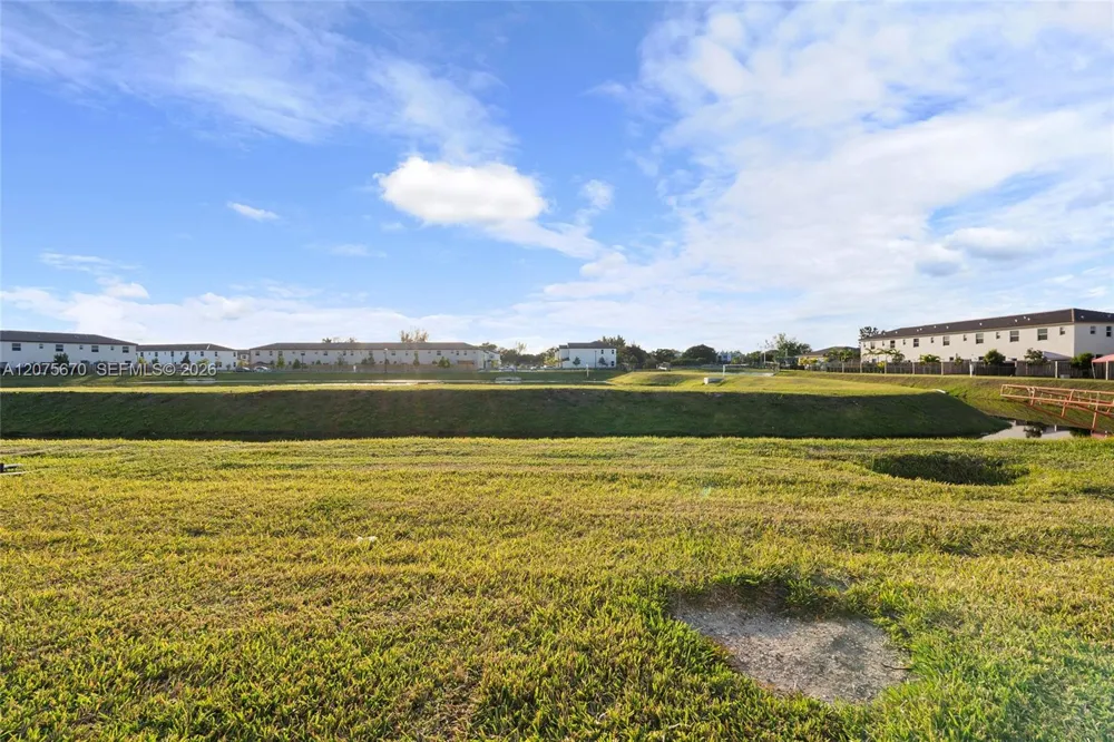 12428 NW 23rd Ct Miami, FL 33167