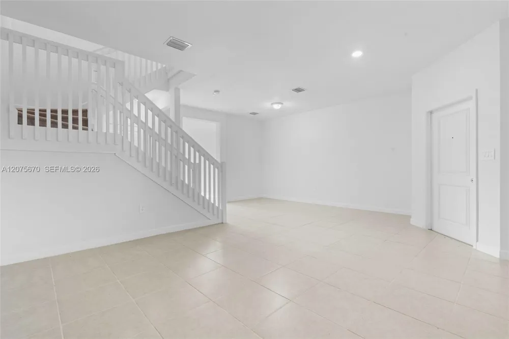 12428 NW 23rd Ct Miami, FL 33167