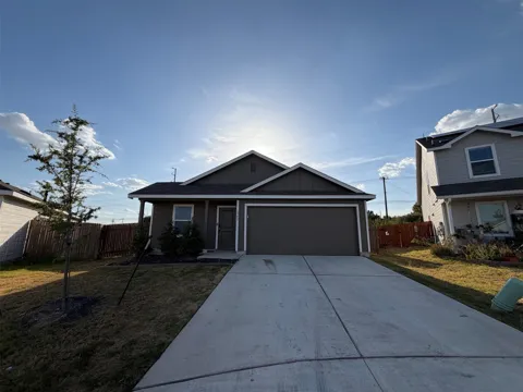 1905 Willkomen Way