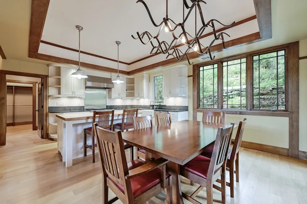 307 Laurel Valley Road West Lake Hills, TX 78746