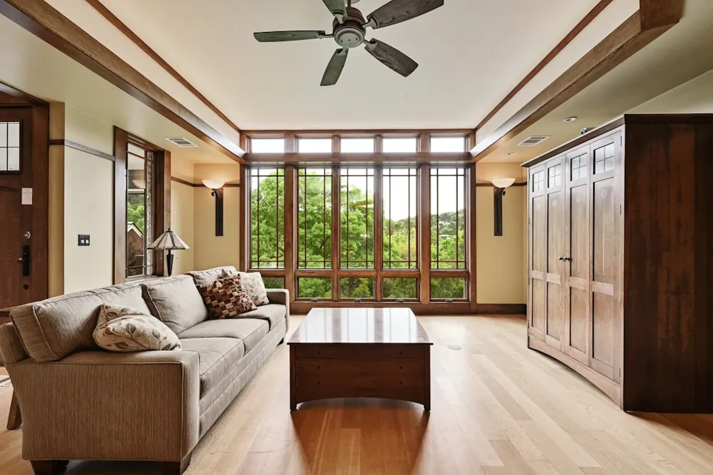 307 Laurel Valley Road West Lake Hills, TX 78746