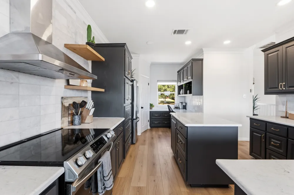 18113 Travis Drive Lago Vista, TX 78645