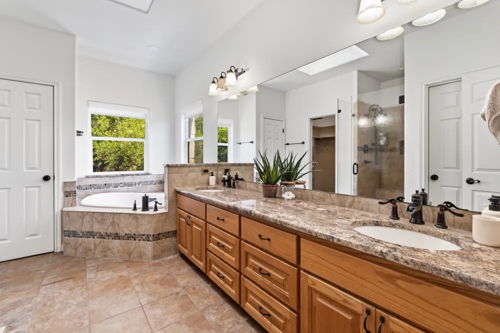 18113 Travis Drive Lago Vista, TX 78645