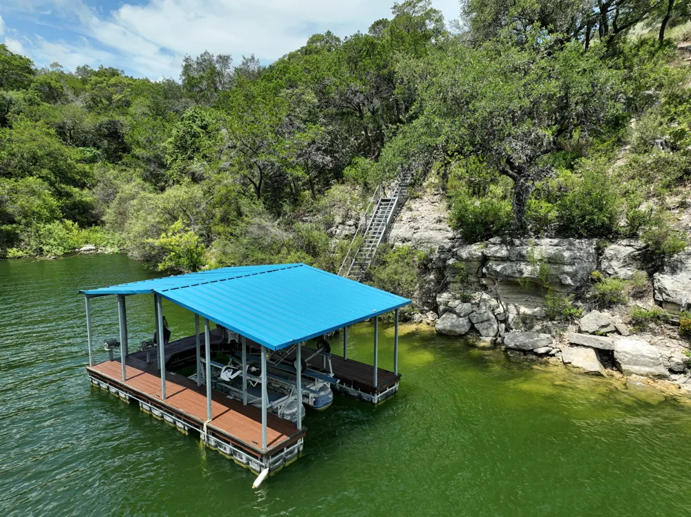 18113 Travis Drive Lago Vista, TX 78645