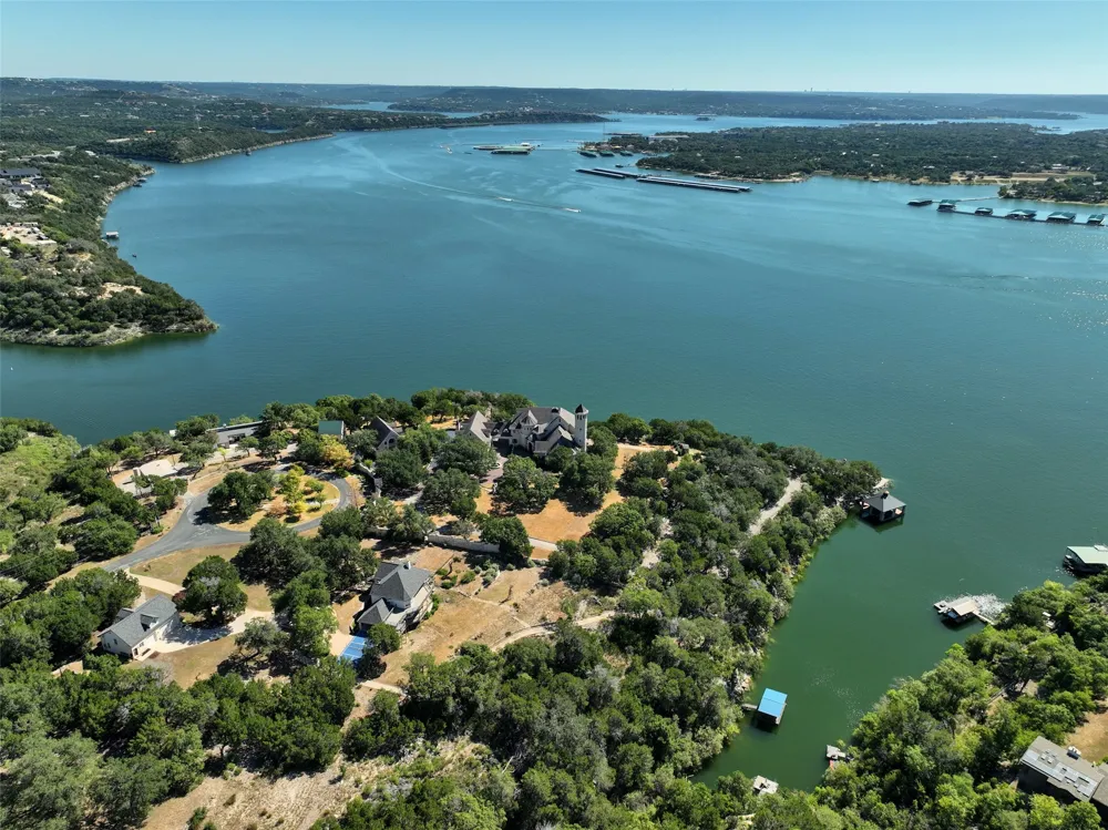 18113 Travis Drive Lago Vista, TX 78645