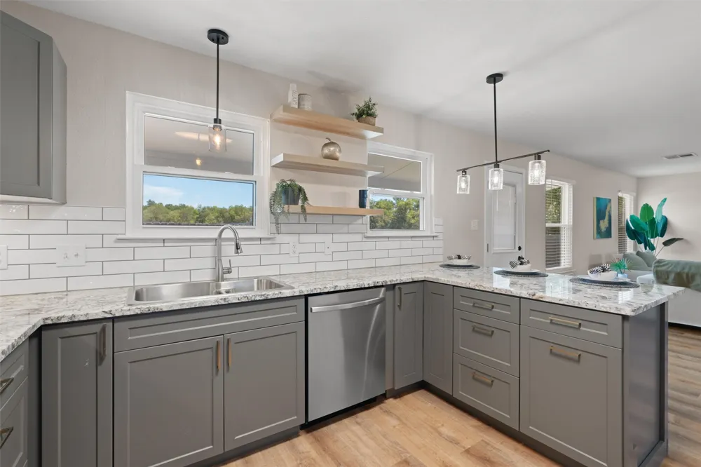 724 Lavaca Loop Elgin, TX 78621