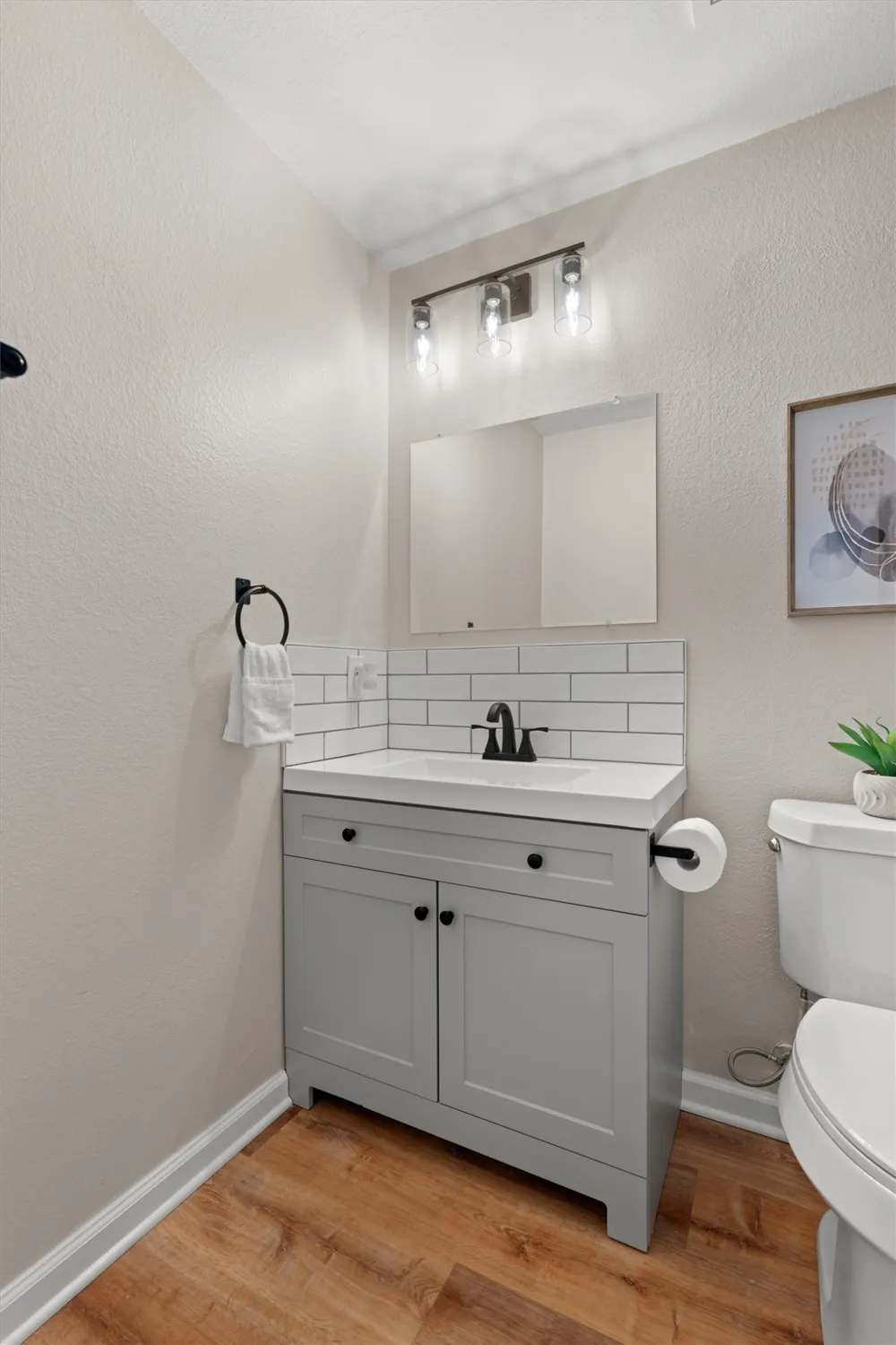 724 Lavaca Loop Elgin, TX 78621