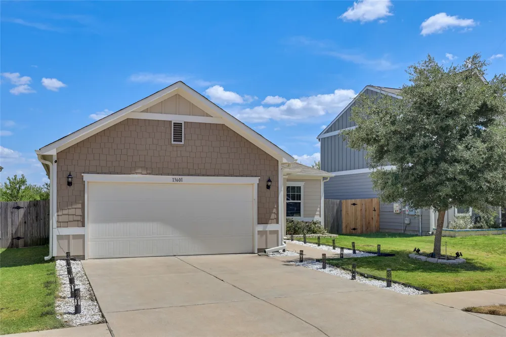 13601 Charles Abraham Way Manor, TX 78653