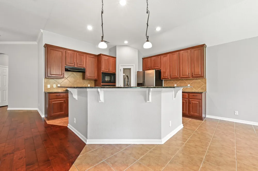 6413 York Bridge Circle Austin, TX 78749