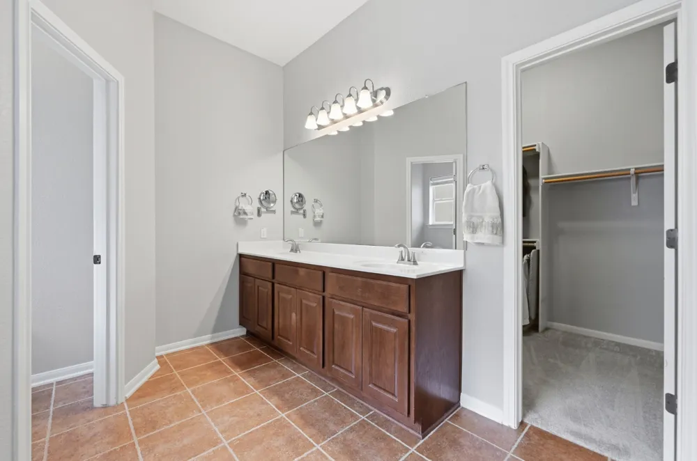 6413 York Bridge Circle Austin, TX 78749