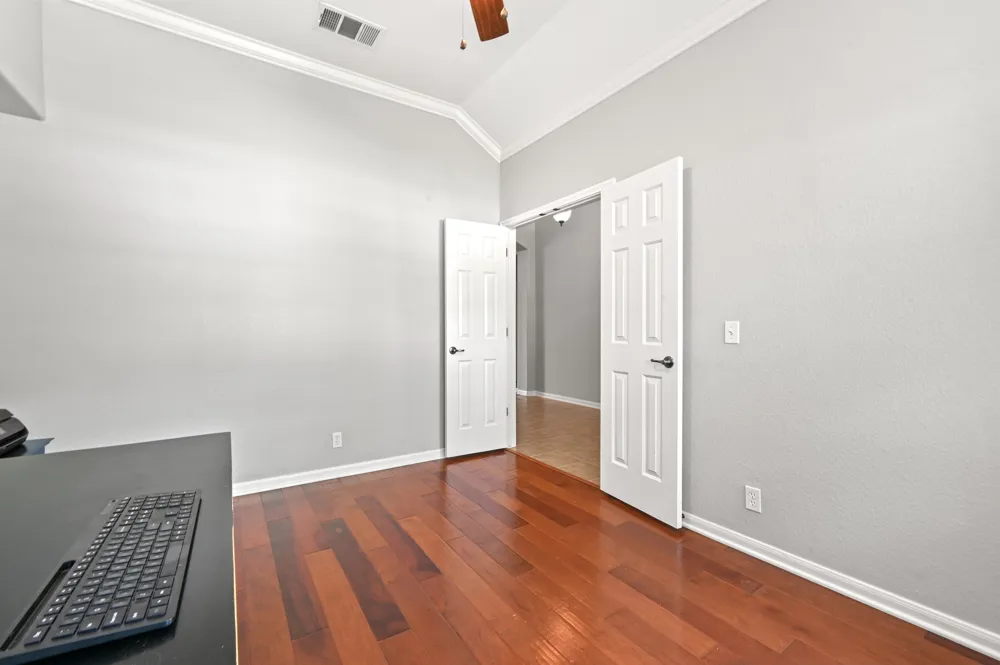 6413 York Bridge Circle Austin, TX 78749