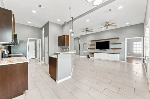 2302 Yellow Bird Trail