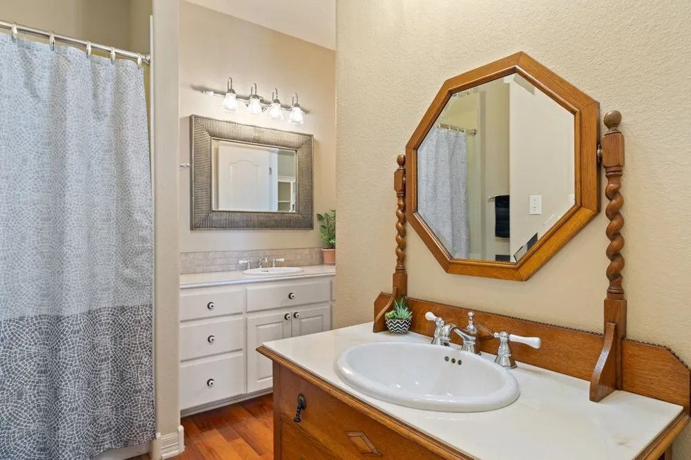 5421 FM 619 Taylor, TX 76574