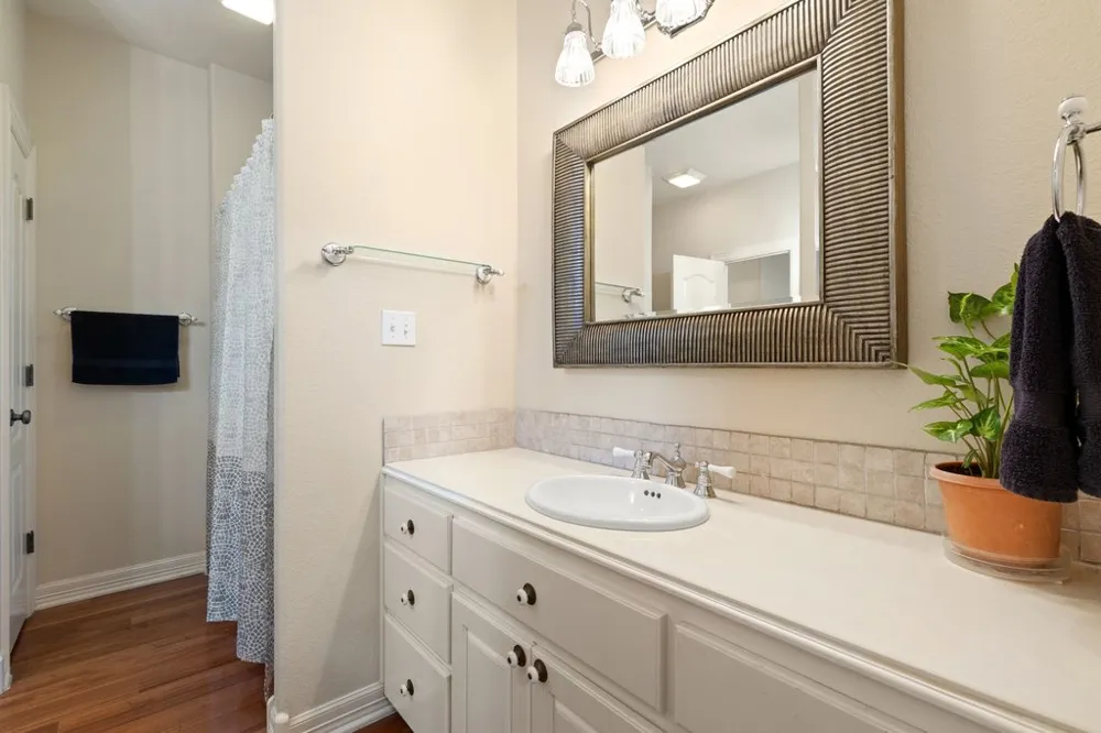 5421 FM 619 Taylor, TX 76574