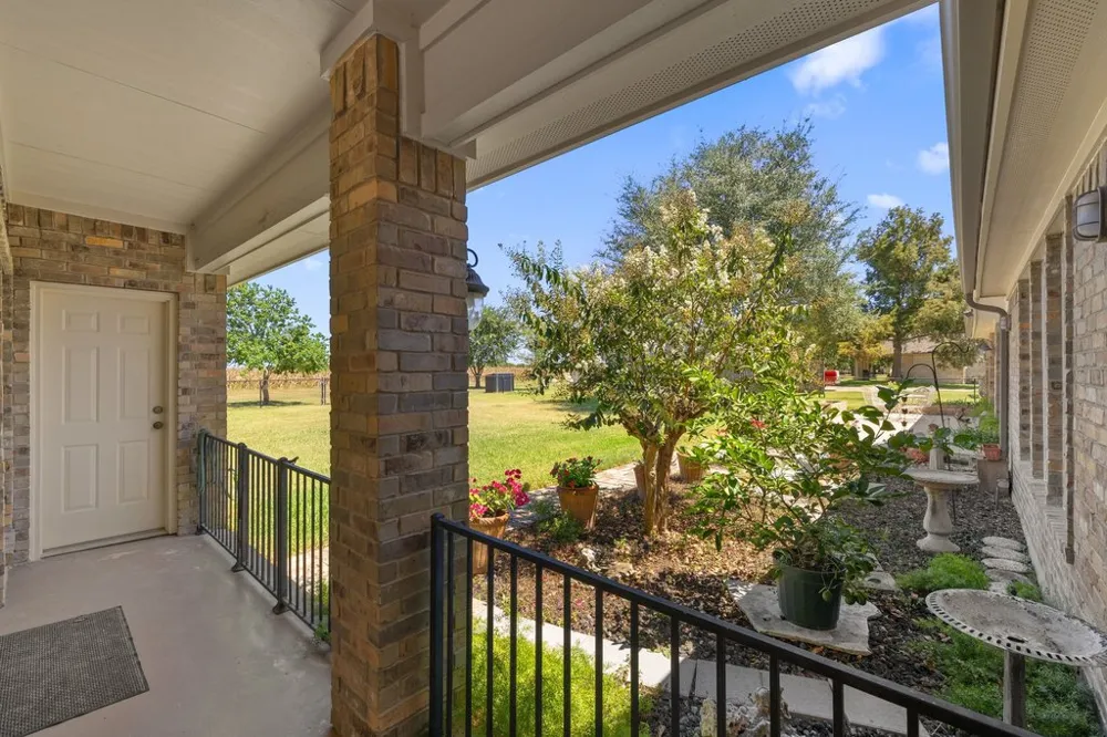 5421 FM 619 Taylor, TX 76574