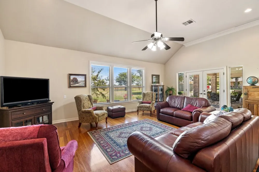5421 FM 619 Taylor, TX 76574