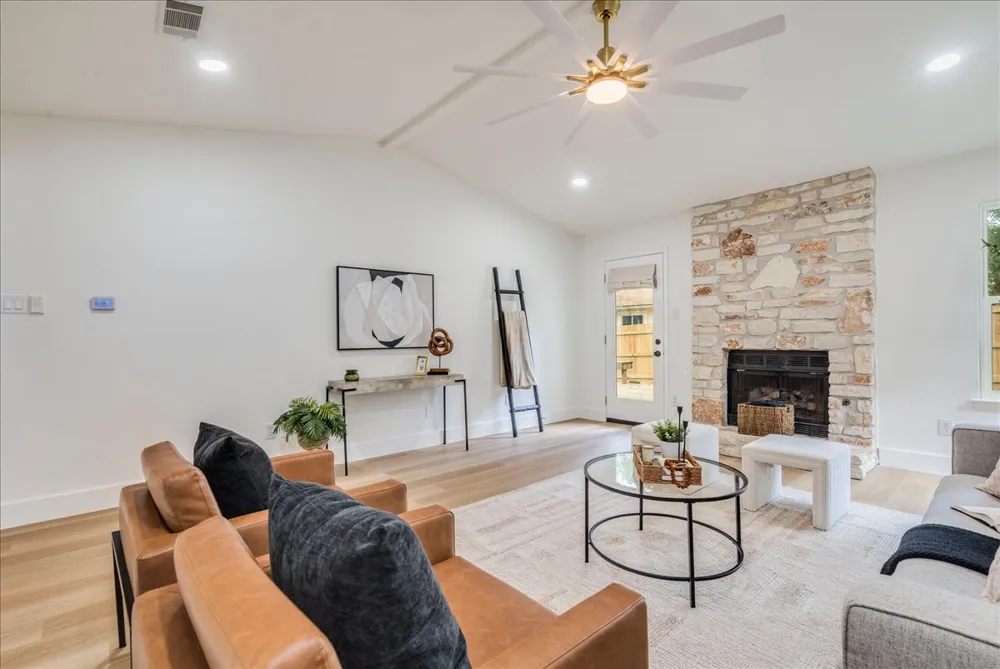 13000 Meadowheath Cove Austin, TX 78729