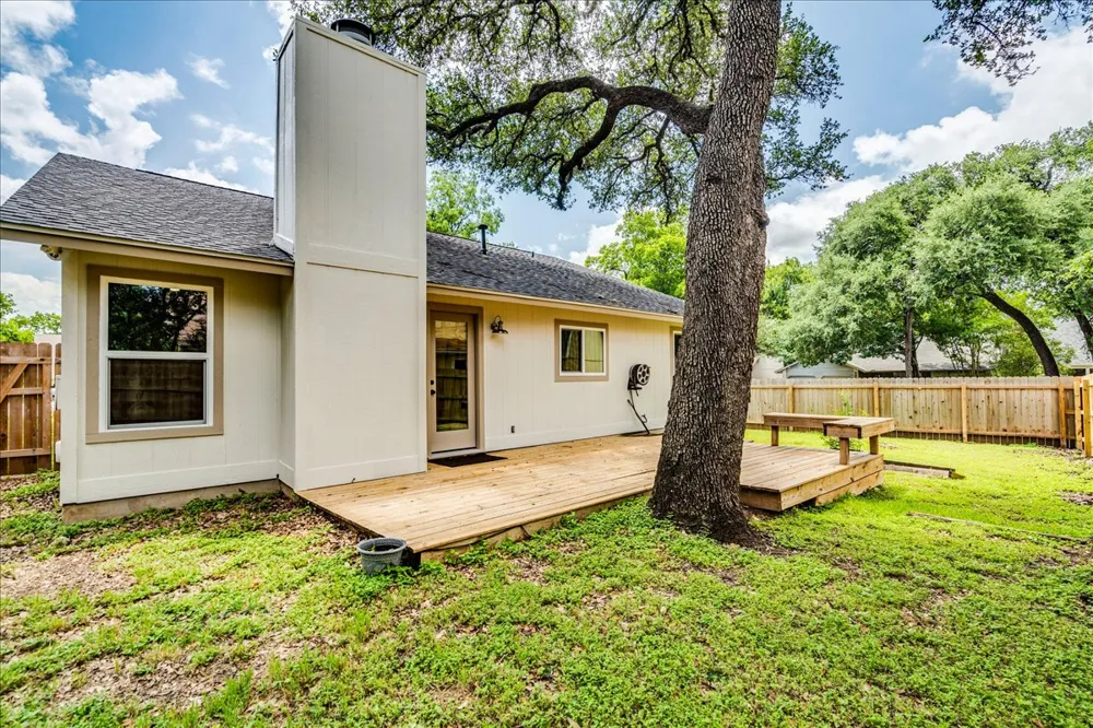 13000 Meadowheath Cove Austin, TX 78729