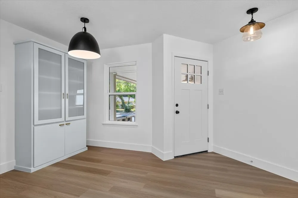 13000 Meadowheath Cove Austin, TX 78729