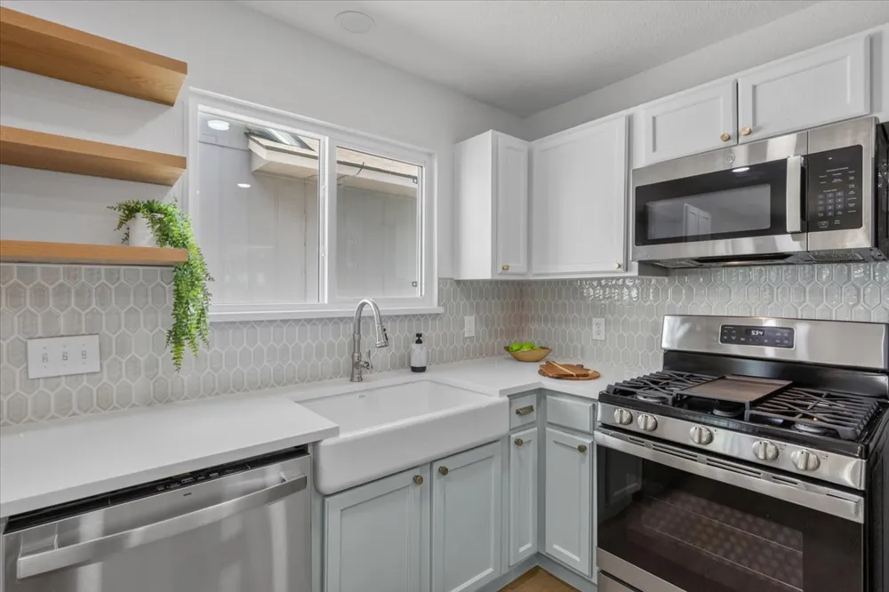 13000 Meadowheath Cove Austin, TX 78729