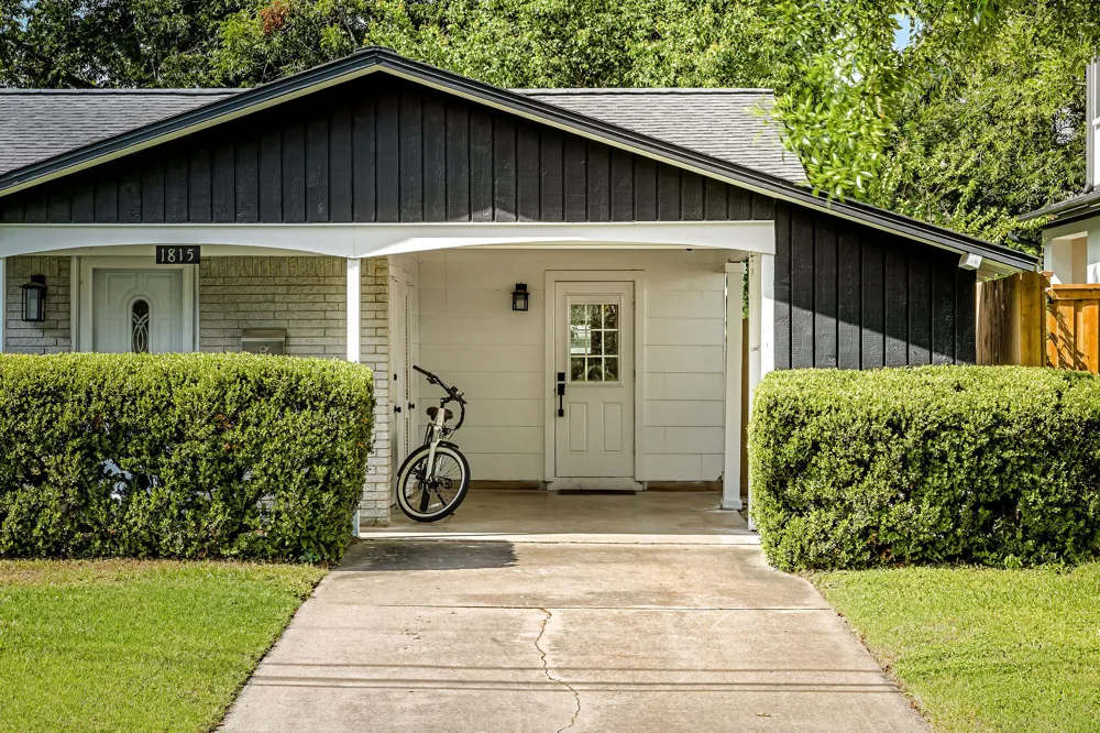 1815 Ashby Avenue Austin, TX 78704