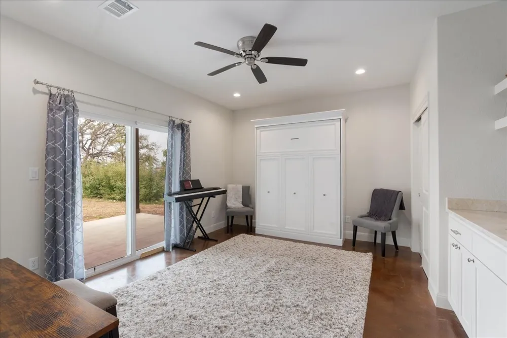 20913 Nimitz Avenue Lago Vista, TX 78645