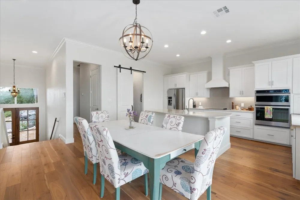 20913 Nimitz Avenue Lago Vista, TX 78645