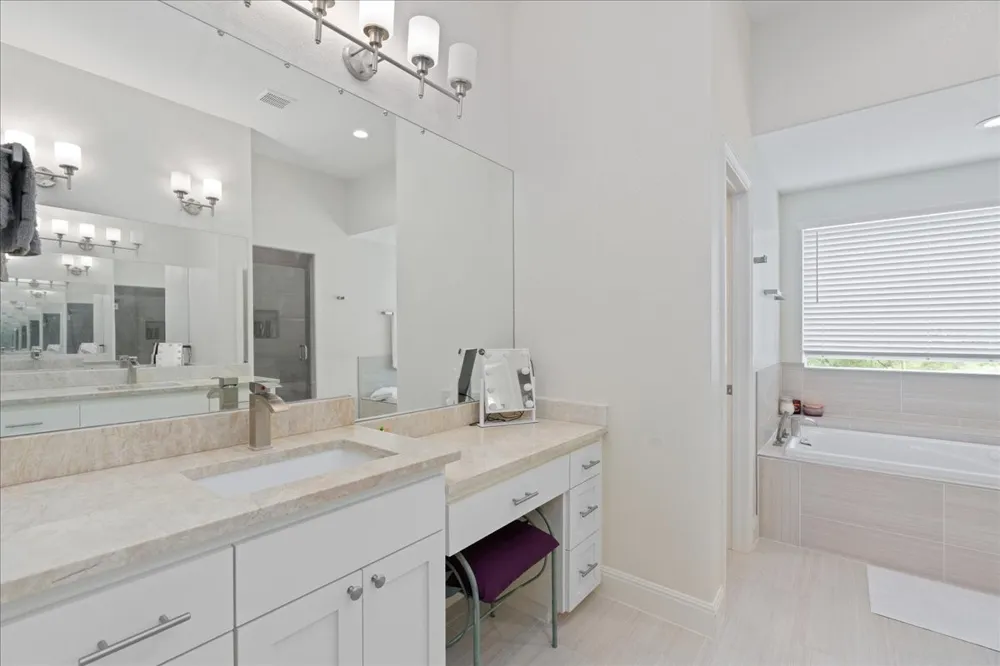 20913 Nimitz Avenue Lago Vista, TX 78645