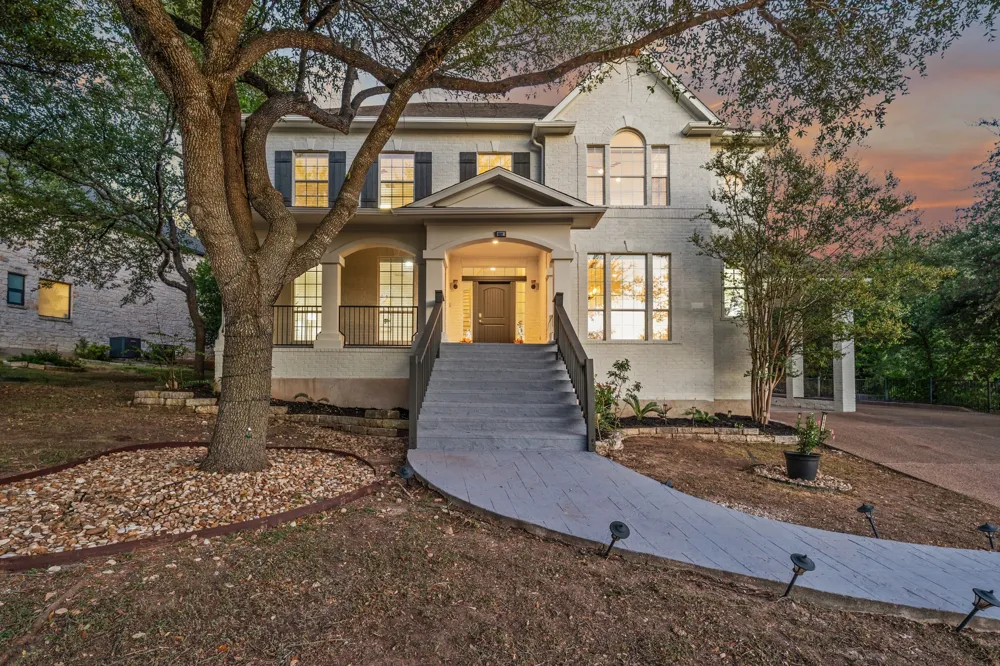 10011 Brightling Lane Austin, TX 78750